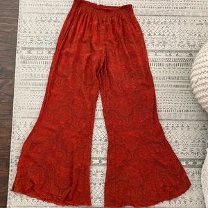 Free People parachute/super flare pants sz. Large